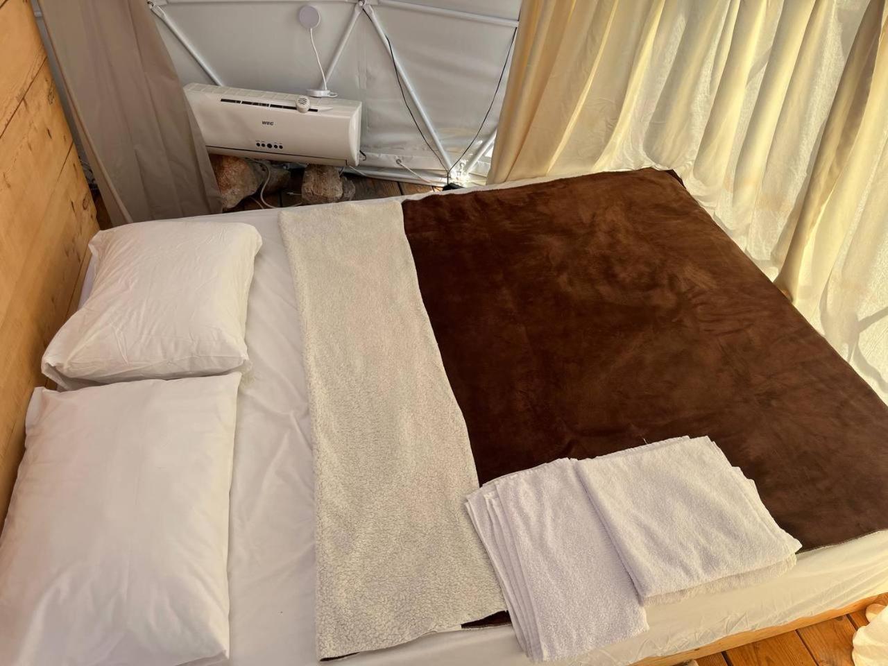 Glamping Rose Radovici Exterior foto